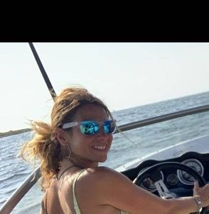 Meet your Posher, Lori